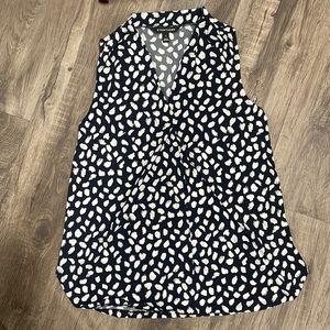 41 Hawthorn Small Sleeveless Blouse- Worn once